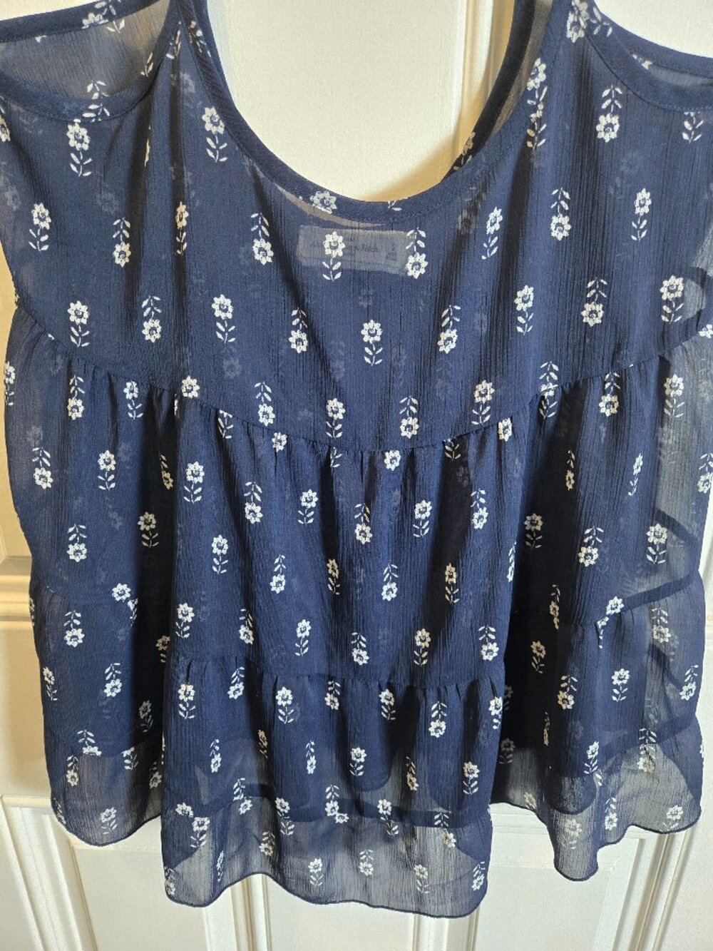 Abercrombie & Fitch Floral Tiered Tank Top Small Navy Blue Criss Cross Back Boho - Picture 2 of 9
